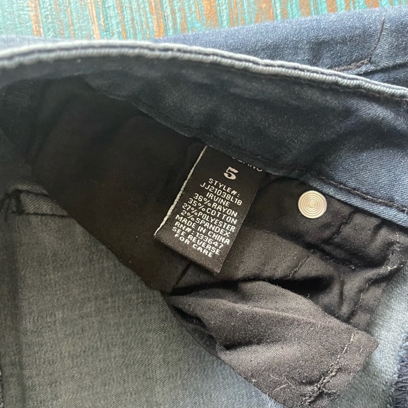 CPJ‎ Jeans - Picture 3 of 3